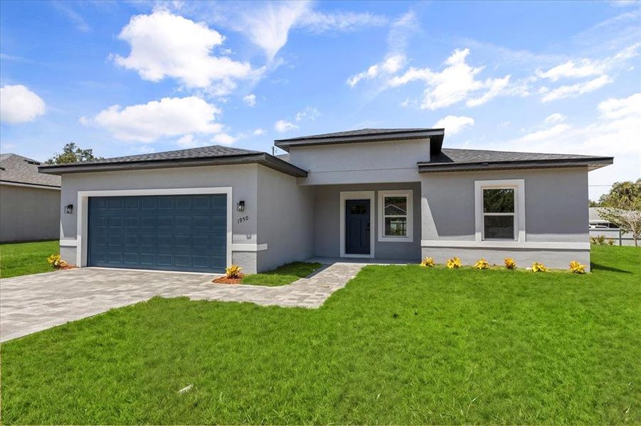Exterior details and patio area of a home in , Ocala (Image 4). Exterior details and patio area of a home in , Ocala (Image 4).