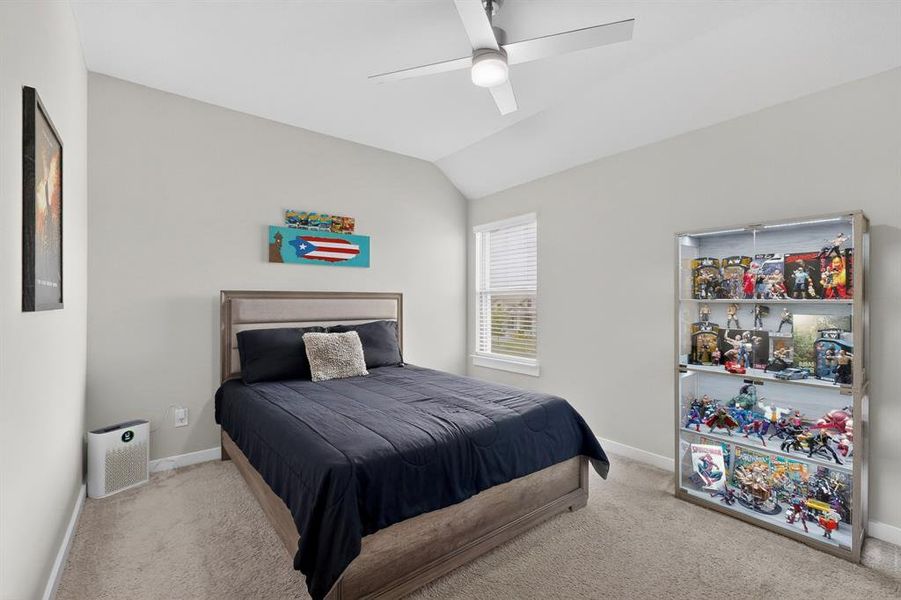 Furnished interior view inside a new home in Oakmont Park, Red Oak (Image 34).