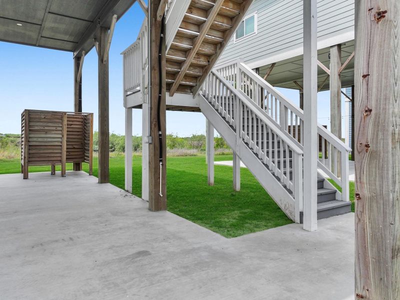 Exterior details and patio area of a home in , Crystal Beach (Image 22).