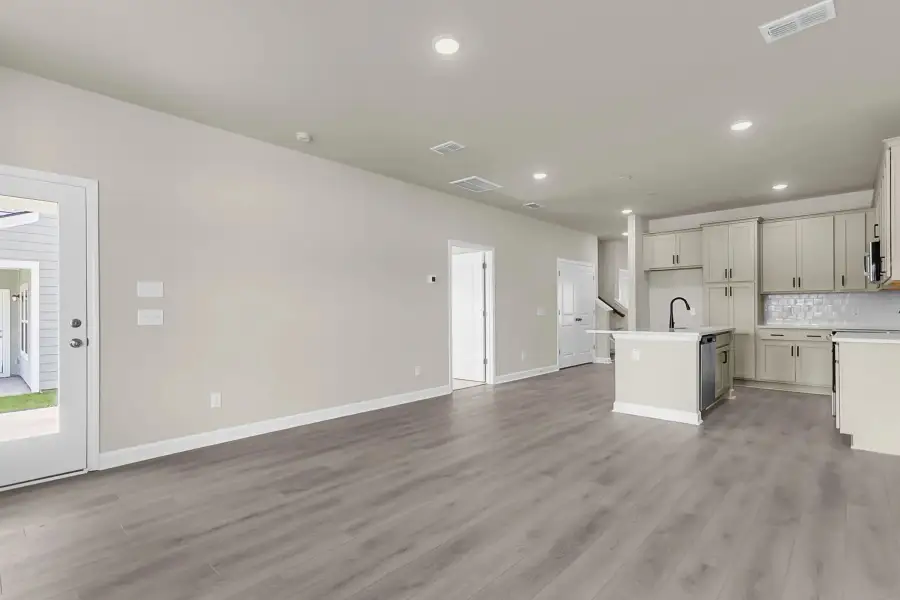 Similar Palmetto floorplan with Artisan Collection - Features and finishes may vary