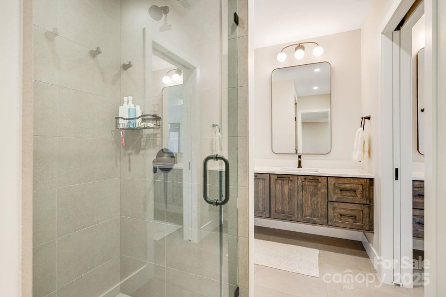 Furnished interior view inside a new home in , Sylva (Image 9).