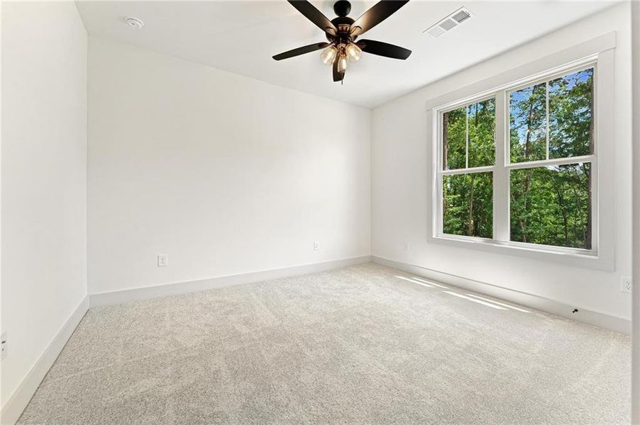 Spacious, unfurnished interior of a new home in , Jefferson (Image 33).
