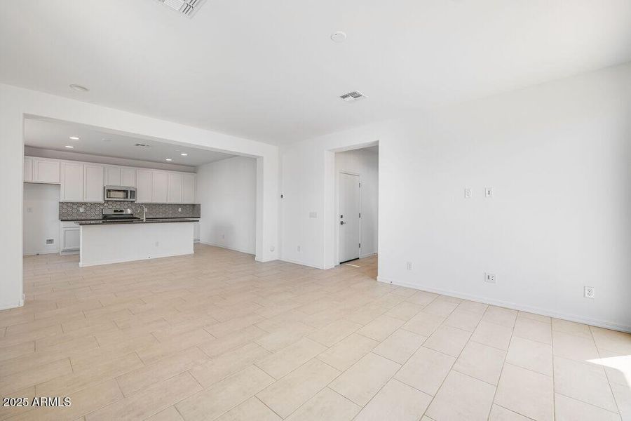 14663 W Sand Hills Rd - Ready Now