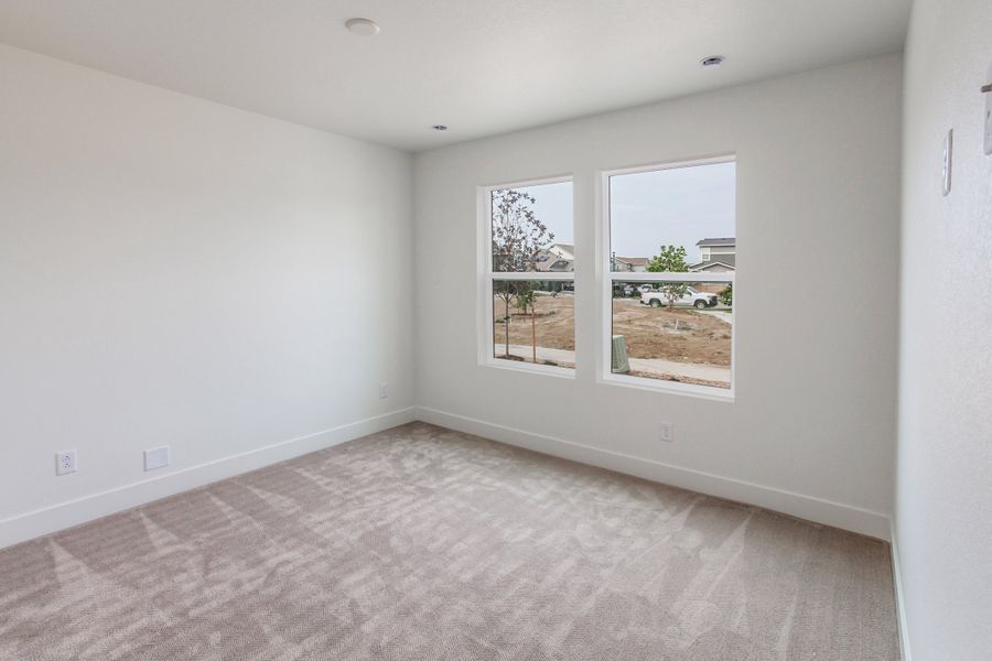 Spacious, unfurnished interior of a new home in Bloom, Fort Collins (Image 34).