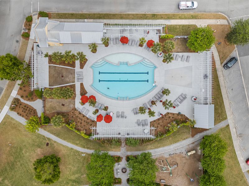 Community amenities in Heron's Walk at Summers Corner, Summerville (Image 38).