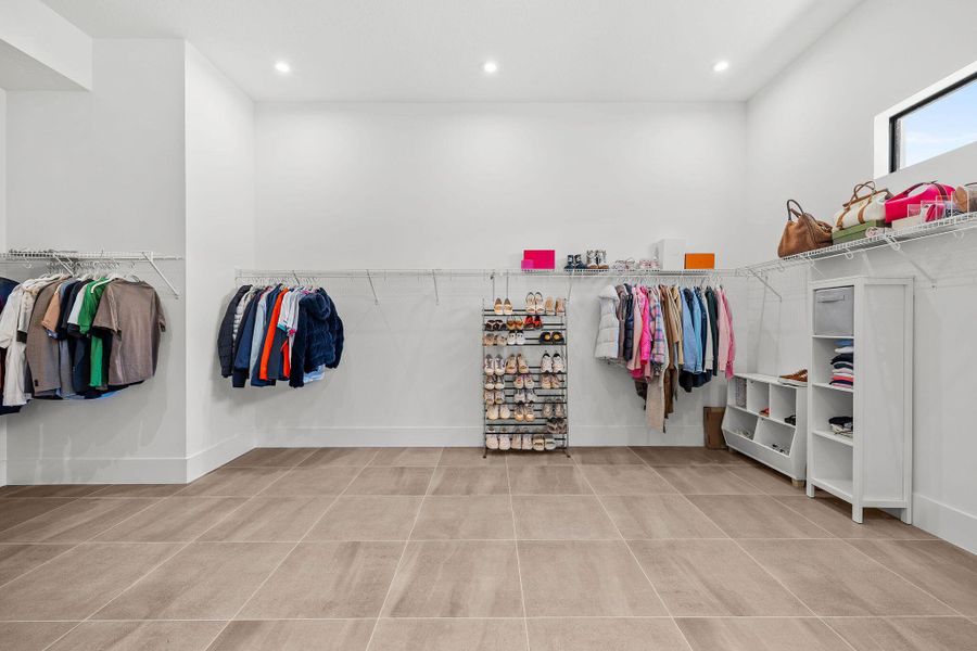 Image 87 of a home in .