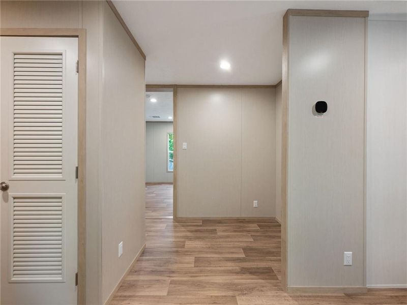 Spacious, unfurnished interior of a new home in , Gainesville (Image 41).