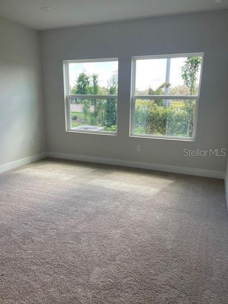 Spacious, unfurnished interior of a new home in Chapel Crossings - Garden Series, Wesley Chapel (Image 15).