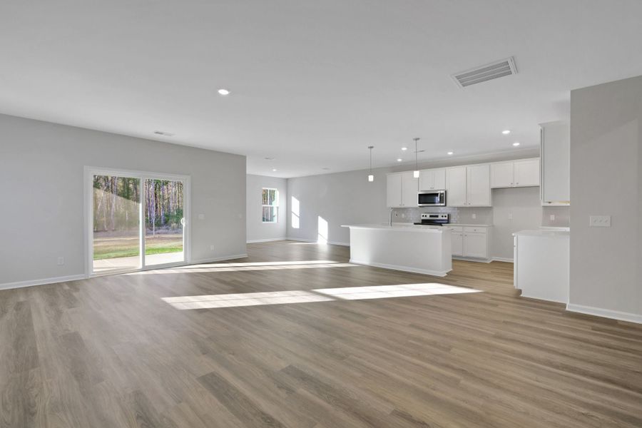 2,297sf New Home in Pooler, GA. - Slide 12 2,297sf New Home in Pooler, GA. - Slide 12