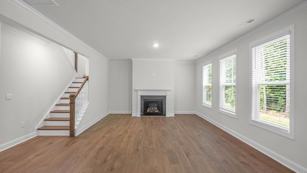 Spacious, unfurnished interior of a new home in Horton Park, Apex (Image 13).