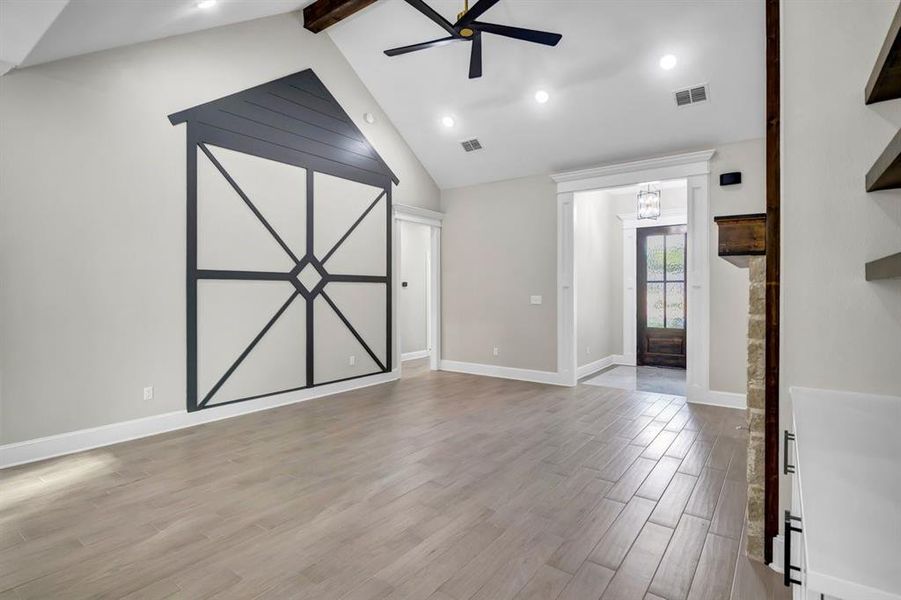 Spacious, unfurnished interior of a new home in , Tyler (Image 33).