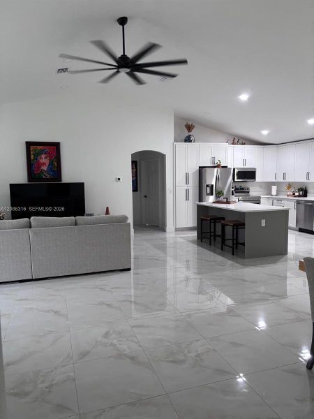 Furnished interior view inside a new home in , Dunnellon (Image 7).