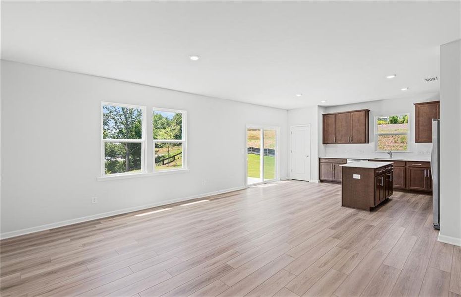 Spacious, unfurnished interior of a new home in Avery Ridge, Gainesville (Image 12). Spacious, unfurnished interior of a new home in Avery Ridge, Gainesville (Image 12).