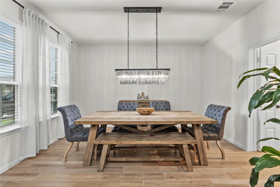 Spacious dining room suite