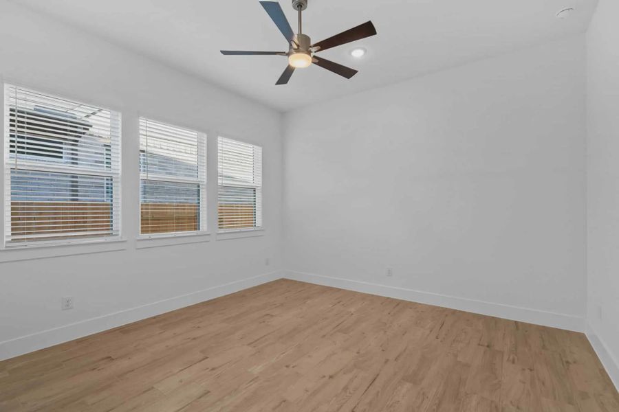 Representative unfurnished interior of a home built from the Brentwood by Chesmar Homes in Fulshear Lakes, Fulshear (Image 35).
