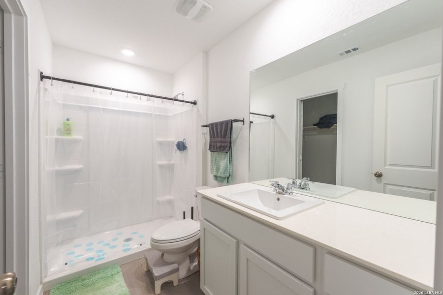 Furnished interior view inside a new home in , Marion (Image 7).