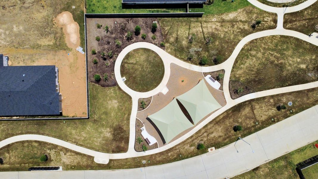 Community amenities in Sunrise Cove, Texas City (Image 13).