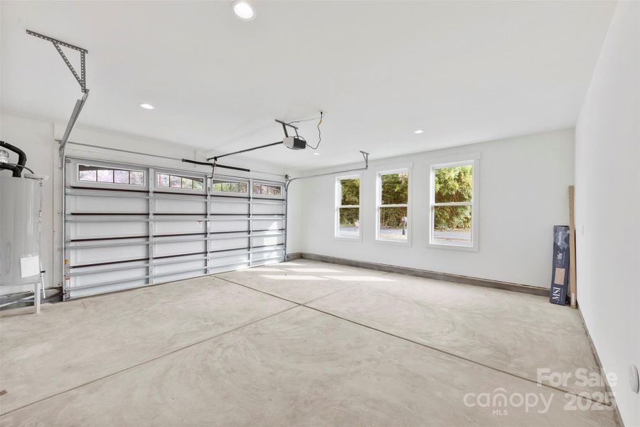 Spacious, unfurnished interior of a new home in , Belmont (Image 34).