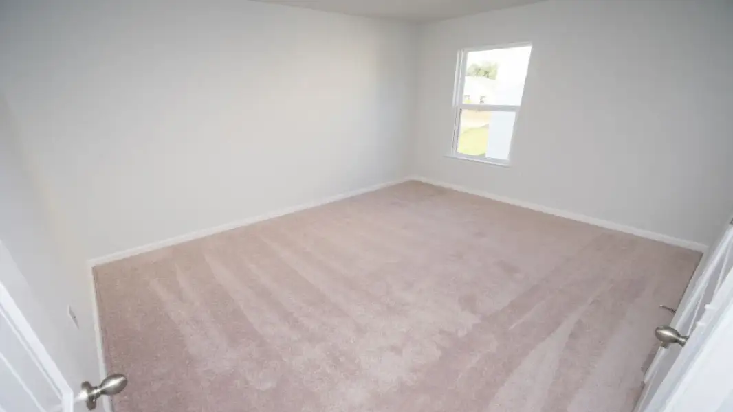 Representative unfurnished interior of a home built from the Elle by D.R. Horton in Brookside, Richlands (Image 34).