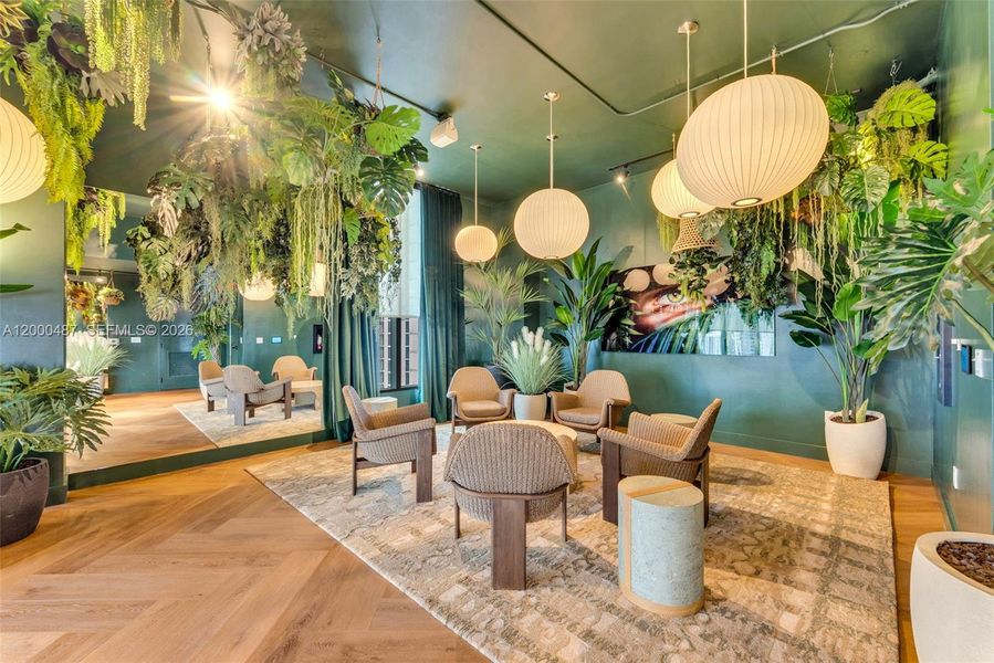 Community amenities in , Miami (Image 21).