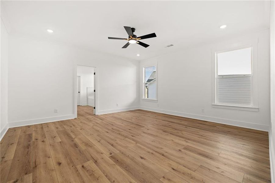 Spacious, unfurnished interior of a new home in , Sugar Hill (Image 25).