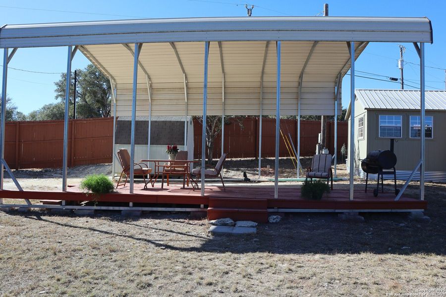 Community amenities in , Bandera (Image 9).