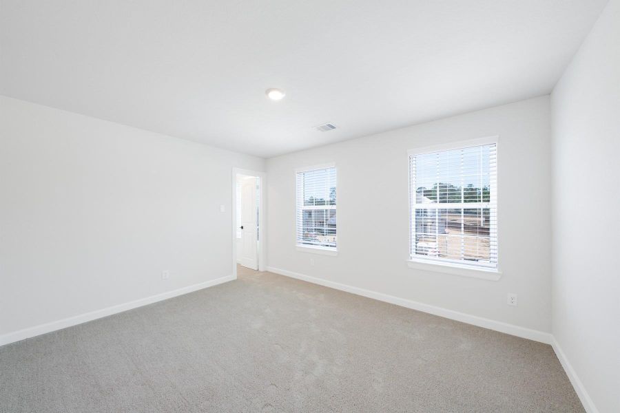 Spacious, unfurnished interior of a new home in Wedgewood Forest, Conroe (Image 12). Spacious, unfurnished interior of a new home in Wedgewood Forest, Conroe (Image 12).
