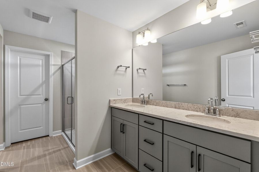 virtual-tour-152735-photo-17600416973297 virtual-tour-152735-photo-17600416973297