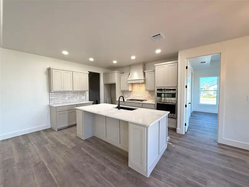 Furnished interior view inside a new home in , Salado (Image 2).