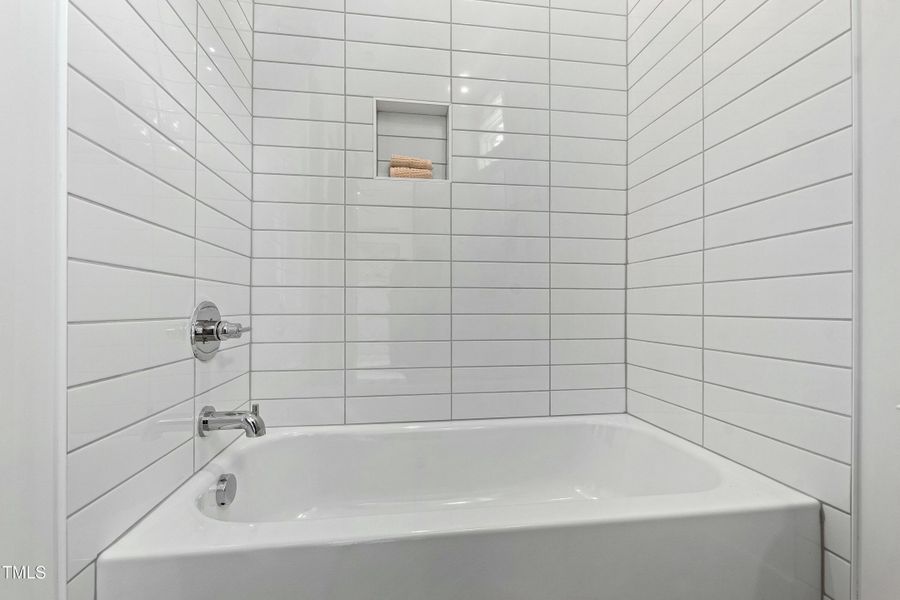 tempImages4eJsZ tempImages4eJsZ