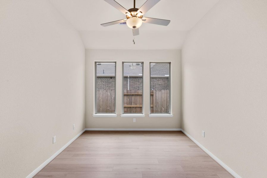 Spacious, unfurnished interior of a new home in Escondido, Magnolia (Image 23).