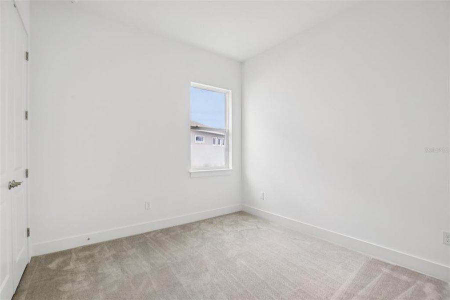 Spacious, unfurnished interior of a new home in Biscayne Landing at Seaire, Parrish (Image 34).