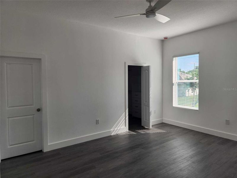 Spacious, unfurnished interior of a new home in , Spring Hill (Image 21).