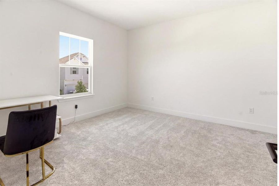 Spacious, unfurnished interior of a new home in , Winter Garden (Image 23).