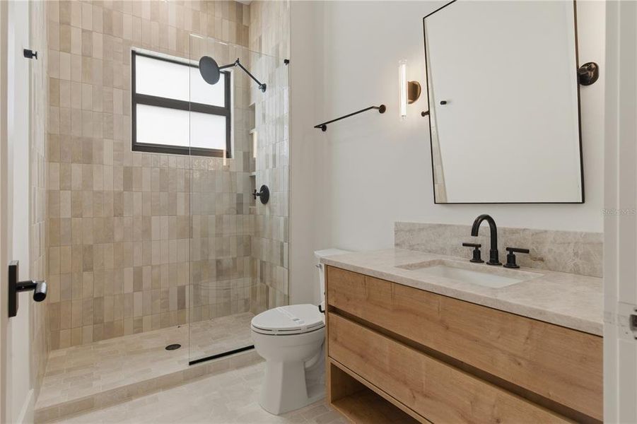 Furnished interior view inside a new home in , Clermont (Image 36). Furnished interior view inside a new home in , Clermont (Image 36).