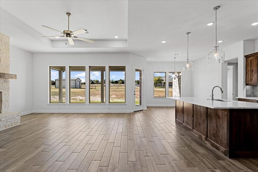 17_40-4005 Crick Ct (2 of 40)