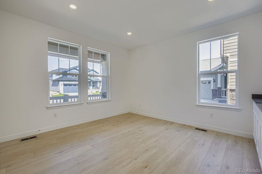 Spacious, unfurnished interior of a new home in Riano Ridge, Loveland (Image 13).