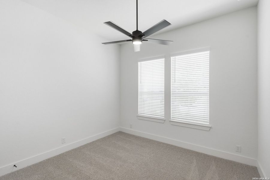 Spacious, unfurnished interior of a new home in Prominence Urban, San Antonio (Image 40).