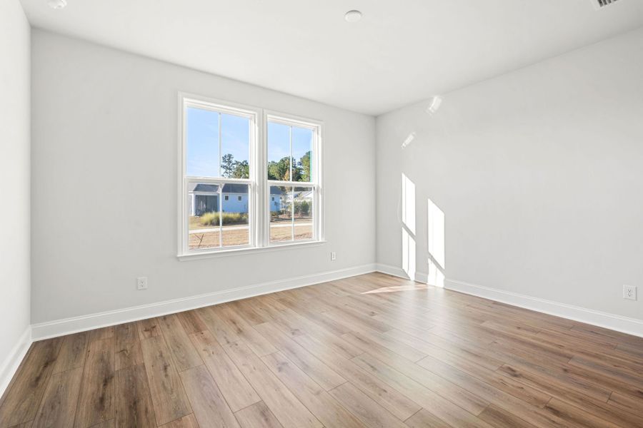 Spacious, unfurnished interior of a new home in Sun City Hilton Head, Bluffton (Image 22).