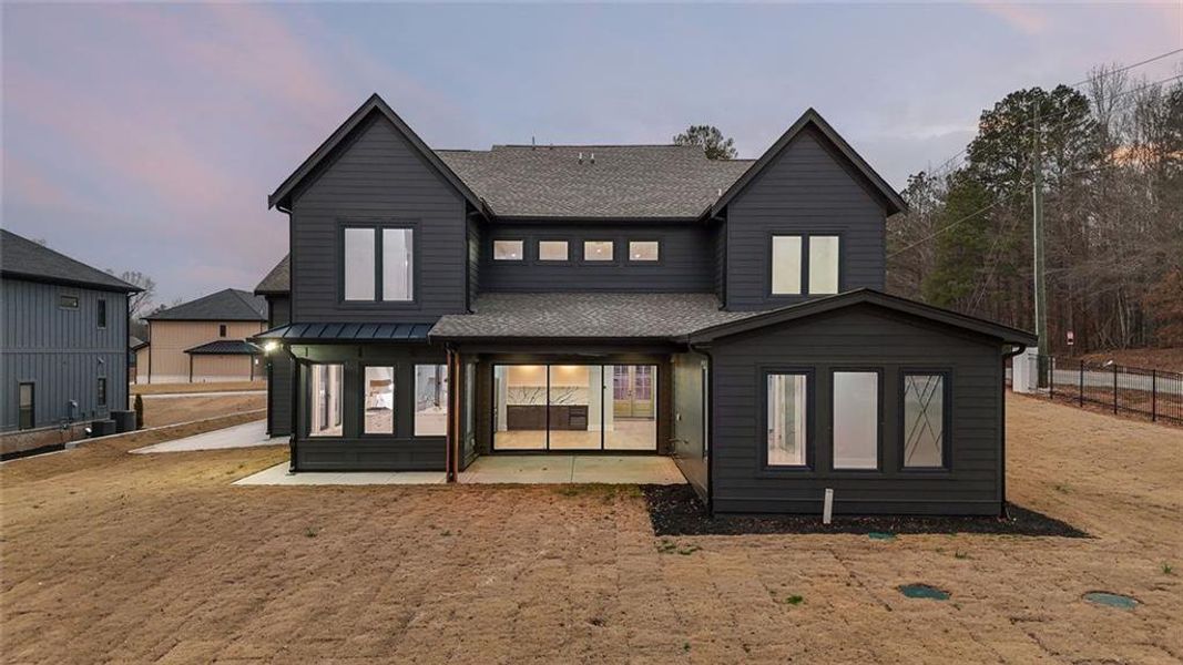 Image 97 of a home in .