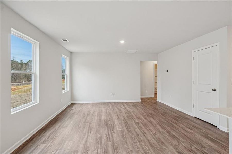 Spacious, unfurnished interior of a new home in Liberty Pointe, Villa Rica (Image 17).