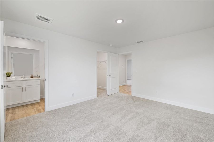 Representative unfurnished interior of a home built from the The Sunset Harbor by Sunlife Homes LLC in Port Charlotte, Port Charlotte (Image 27).