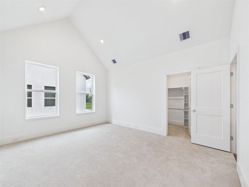 Spacious, unfurnished interior of a new home in , Houston (Image 21).