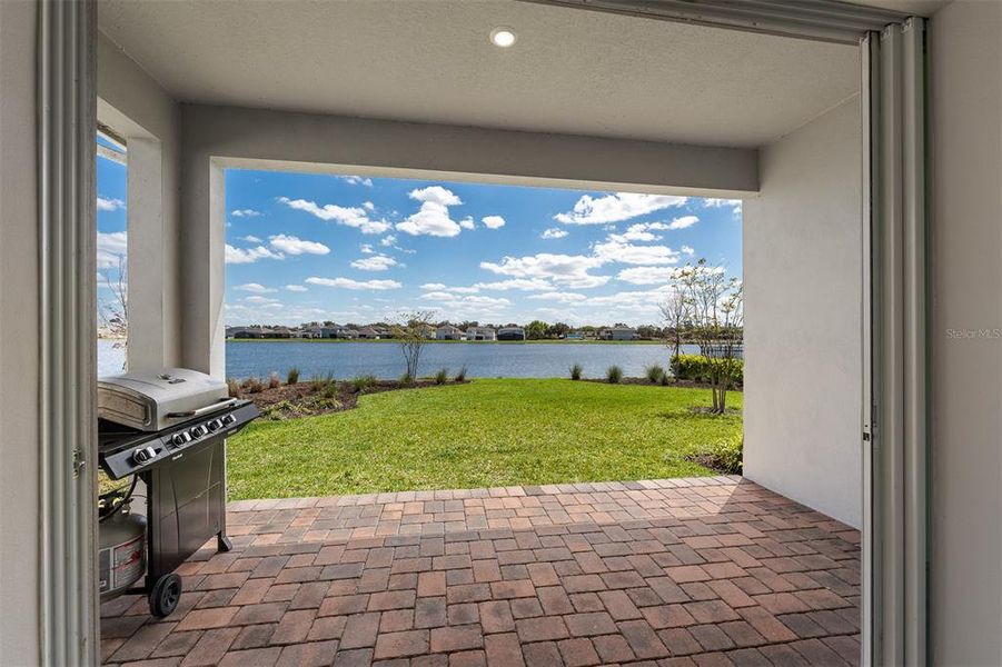Exterior details and patio area of a home in Laureate Park, Orlando (Image 30).