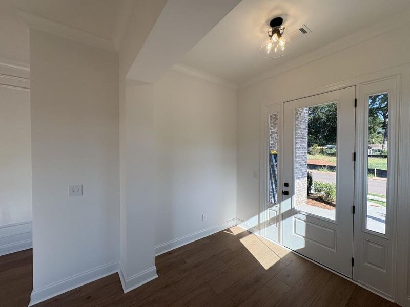 Spacious, unfurnished interior of a new home in The Preserve at Killian Hill, Lilburn (Image 18). Spacious, unfurnished interior of a new home in The Preserve at Killian Hill, Lilburn (Image 18).