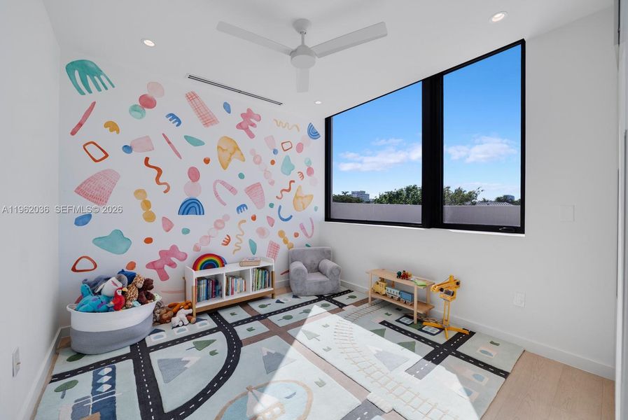 Furnished interior view inside a new home in , Miami Beach (Image 20). Furnished interior view inside a new home in , Miami Beach (Image 20).