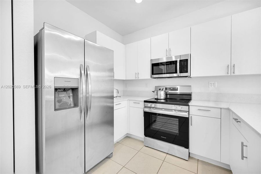 Furnished interior view inside a new home in , Homestead (Image 17).