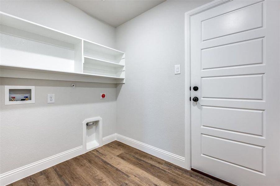 Spacious, unfurnished interior of a new home in , Whitesboro (Image 21). Spacious, unfurnished interior of a new home in , Whitesboro (Image 21).