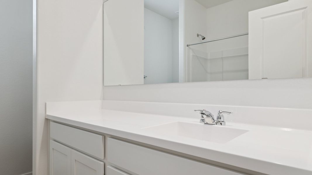 Close-up of interior finishes inside a home in Rio Rancho Estates, Wittmann (Image 12).