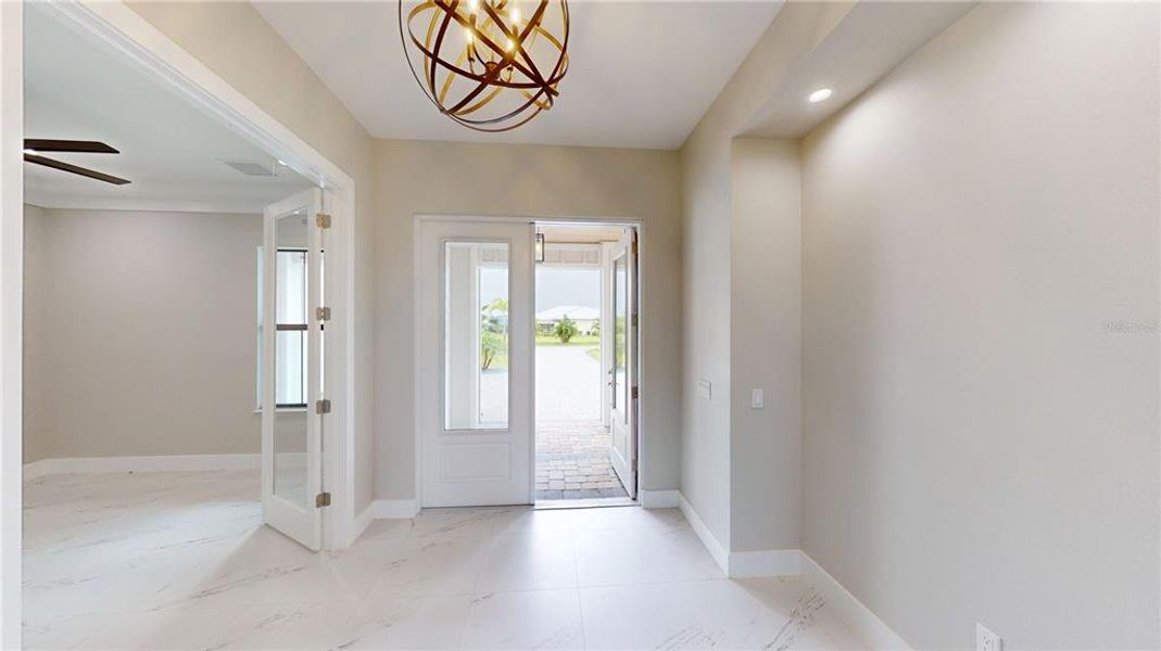 Spacious, unfurnished interior of a new home in , Punta Gorda (Image 19).